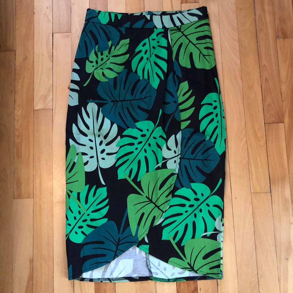 X-Small NWT Collectif Retro Tropical Tiki Holiday Monstera Pencil Skirt